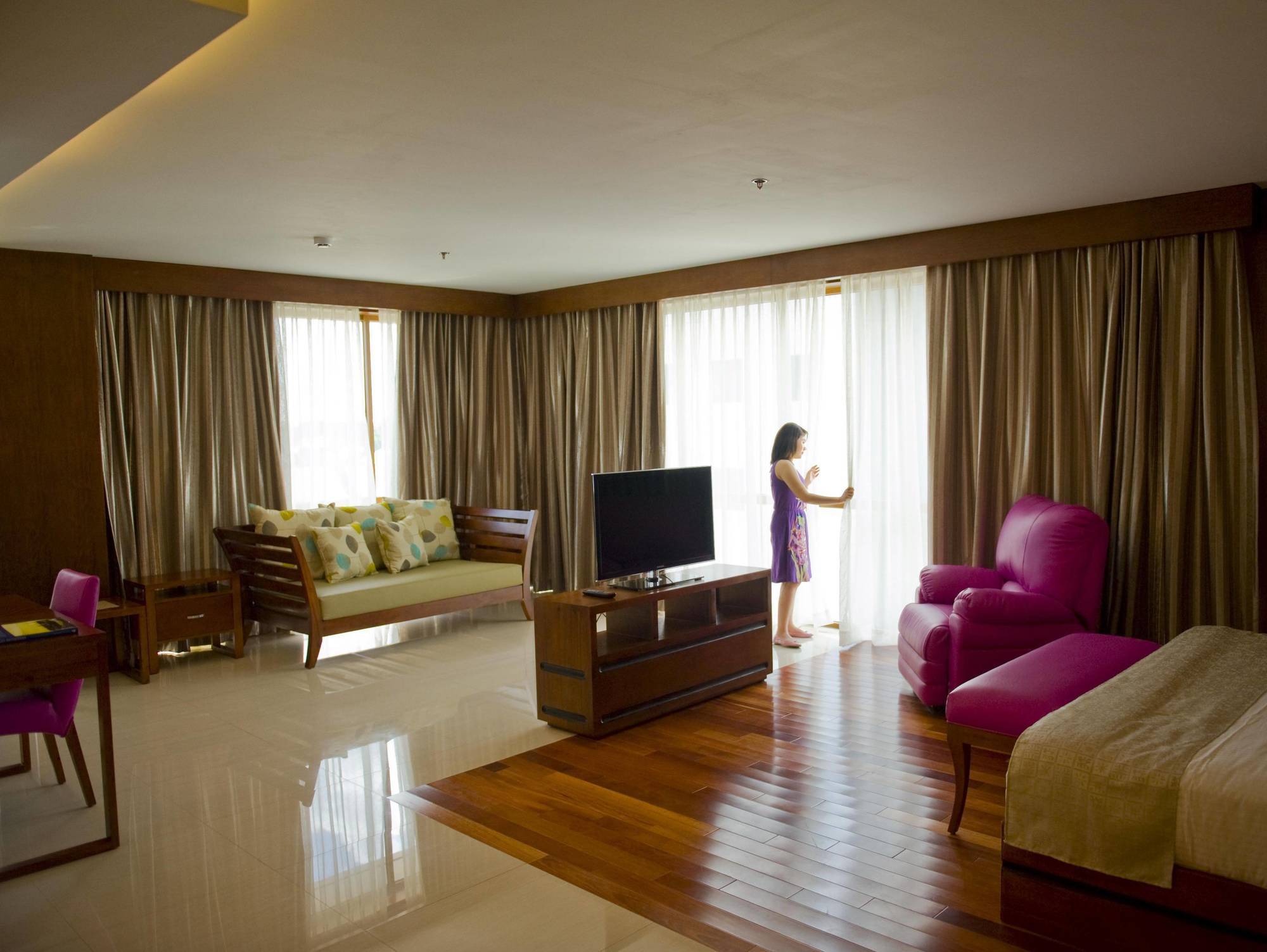 Skinetics Wellness Center Boutique Hotel Iloilo City Bagian luar foto