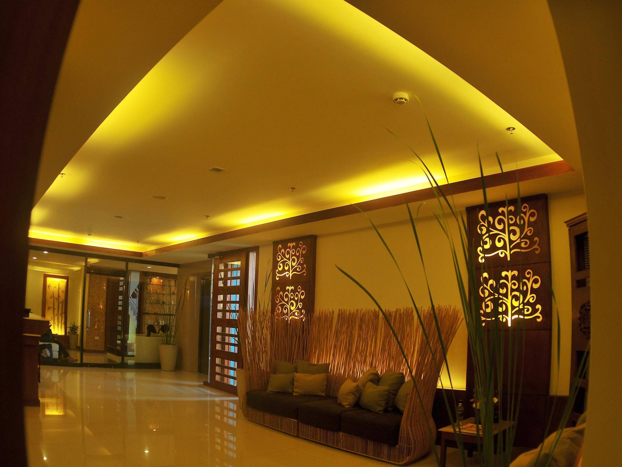 Skinetics Wellness Center Boutique Hotel Iloilo City Bagian luar foto